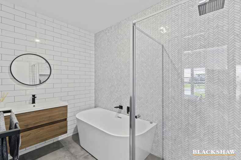 13 Bagarin Avenue Tomakin 13 Bagarin Avenue Tomakin