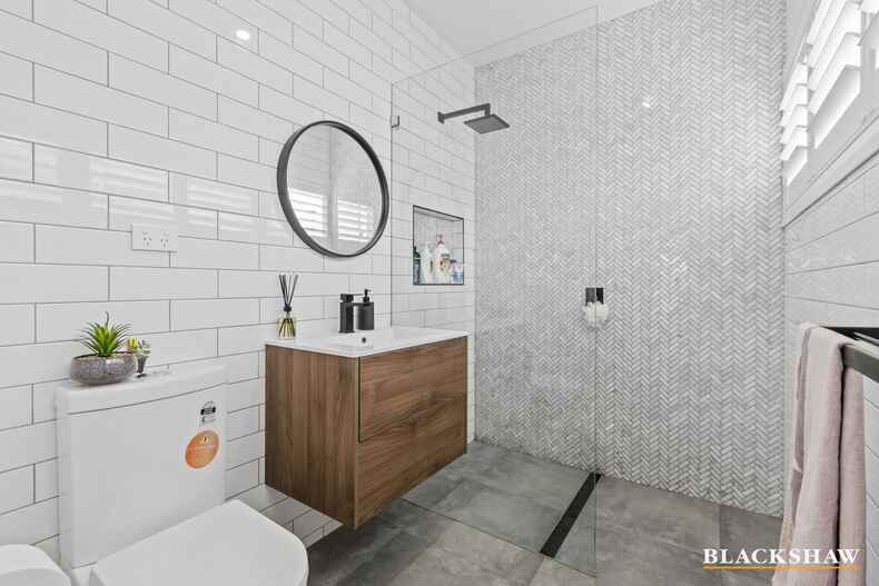 13 Bagarin Avenue Tomakin 13 Bagarin Avenue Tomakin