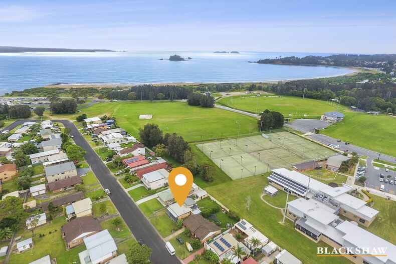 20 Catlin Avenue Batemans Bay 20 Catlin Avenue Batemans Bay