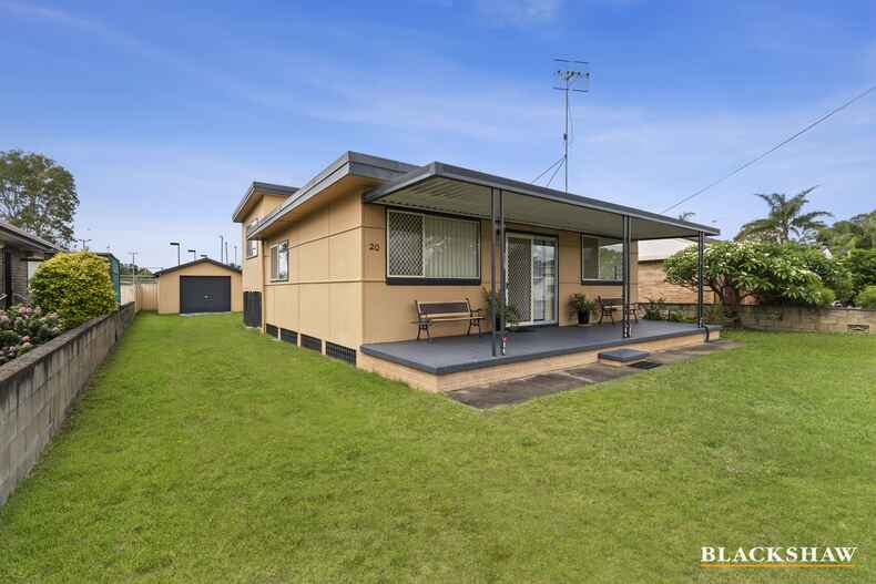 20 Catlin Avenue Batemans Bay 20 Catlin Avenue Batemans Bay