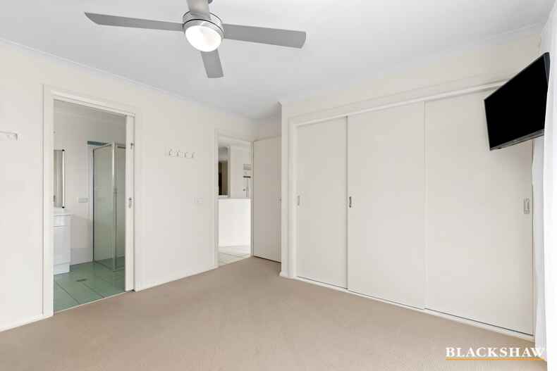 13 Gibson Place Batehaven