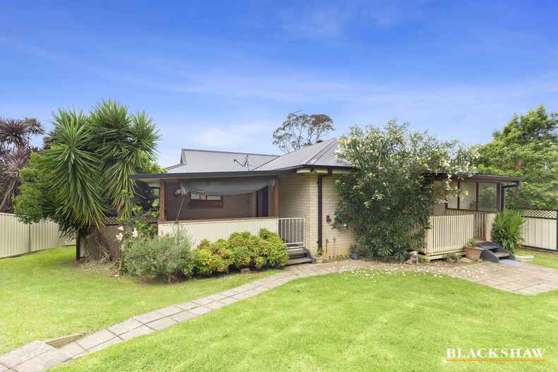 13 Gibson Place Batehaven