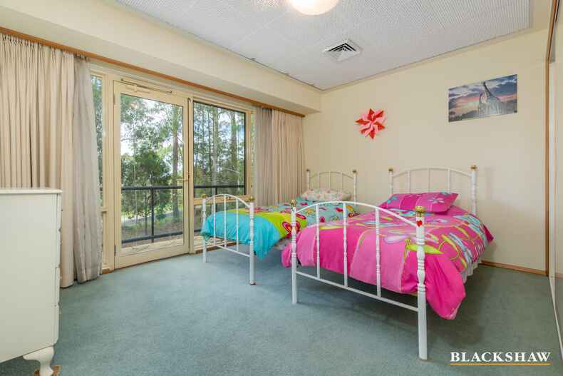 9 Burri Palm Way Surfside