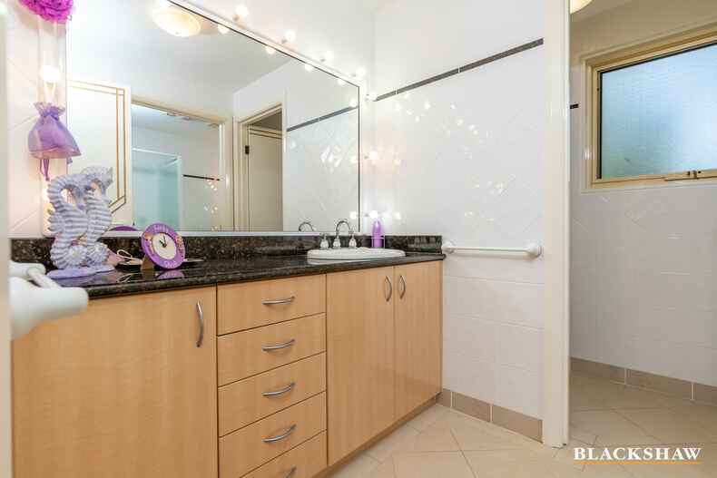 9 Burri Palm Way Surfside