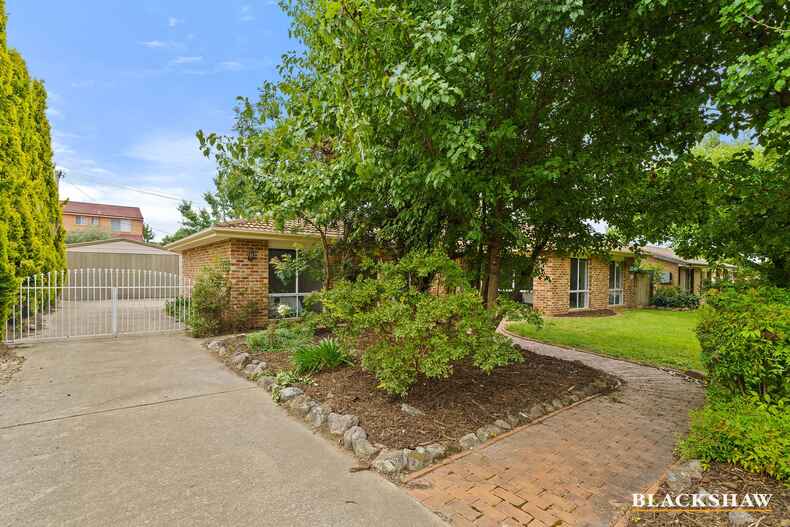 15 Hetherington Circuit Mckellar