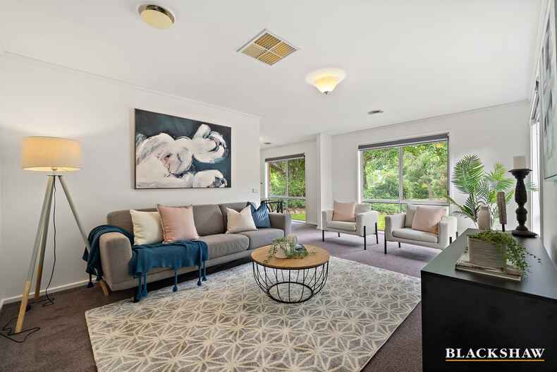 15 Hetherington Circuit Mckellar