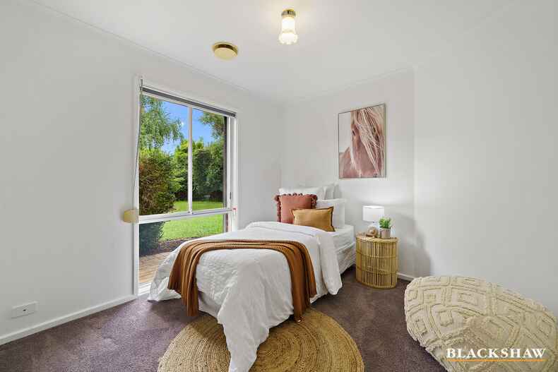 15 Hetherington Circuit Mckellar