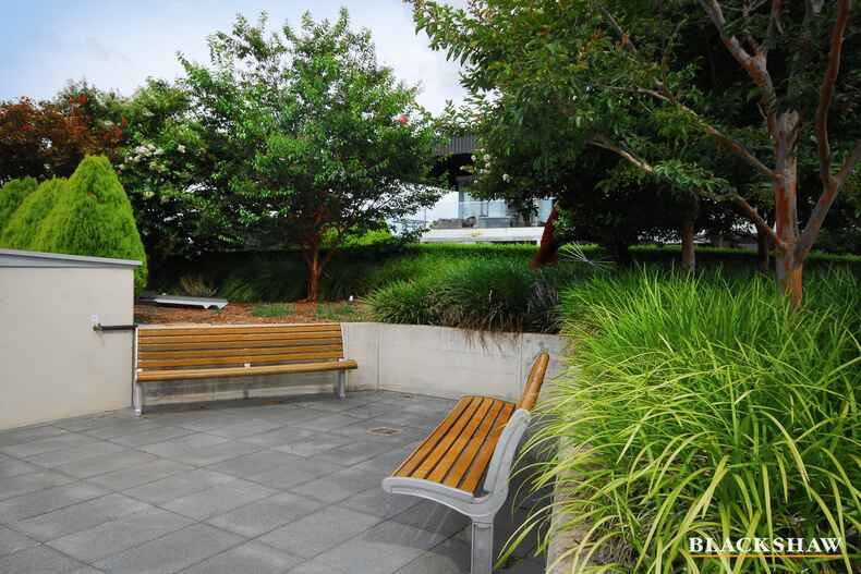 122/50 Eastlake Parade Kingston