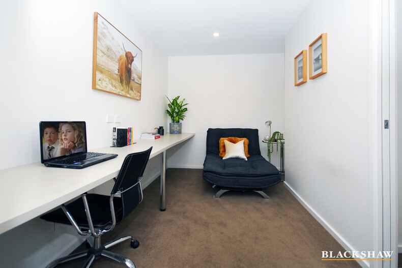 122/50 Eastlake Parade Kingston