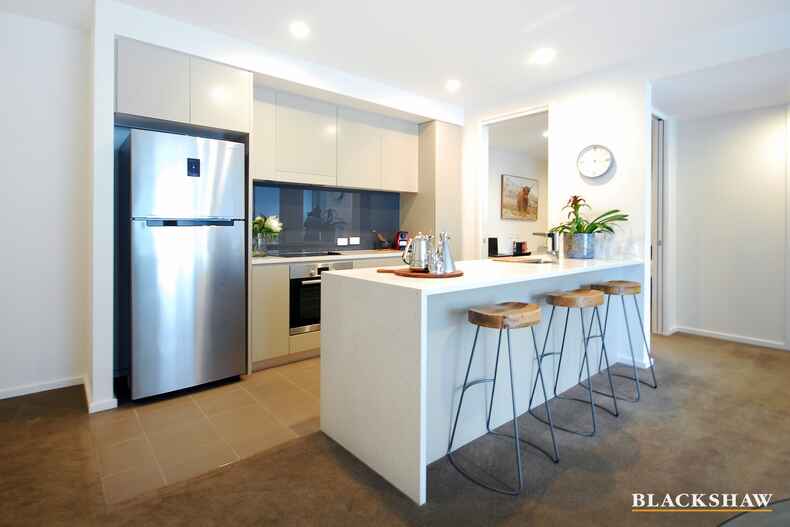 122/50 Eastlake Parade Kingston