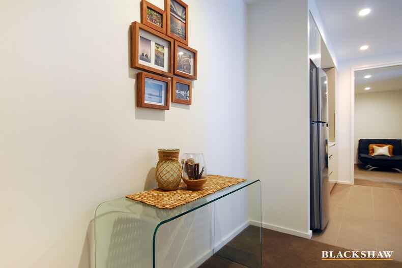 122/50 Eastlake Parade Kingston