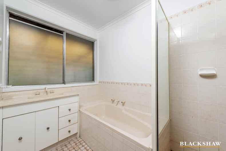 71 Fincham Crescent Wanniassa 71 Fincham Crescent Wanniassa