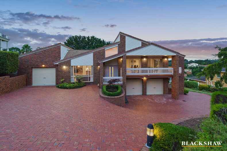 10 Pindari Crescent O'Malley 10 Pindari Crescent O'Malley