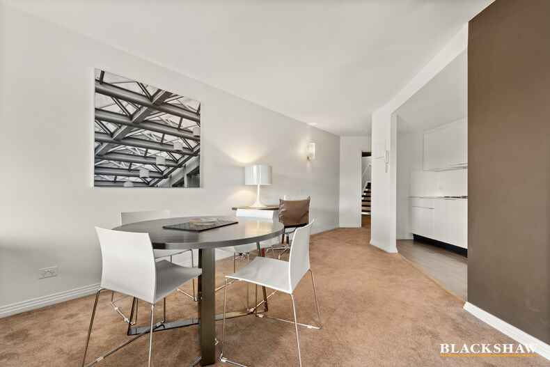 165/8 Jardine Street Kingston 165/8 Jardine Street Kingston