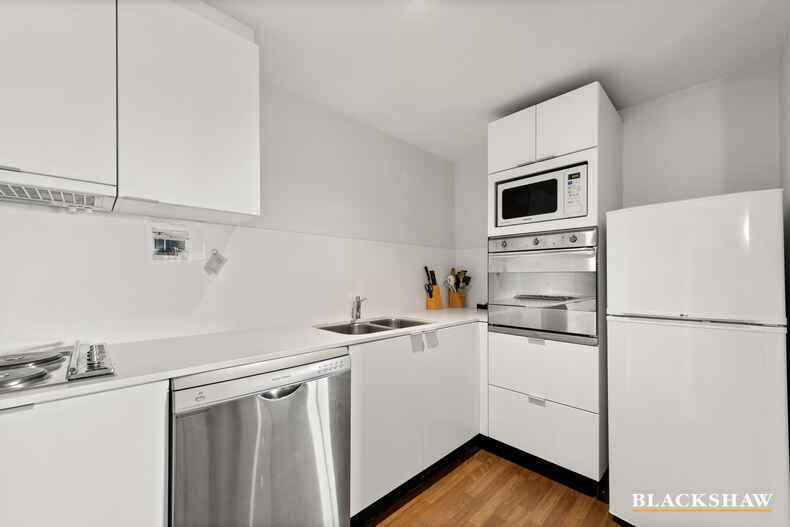 165/8 Jardine Street Kingston 165/8 Jardine Street Kingston