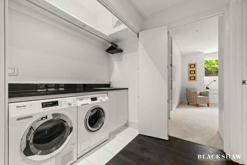 7/28 Canberra Avenue Forrest 7/28 Canberra Avenue Forrest