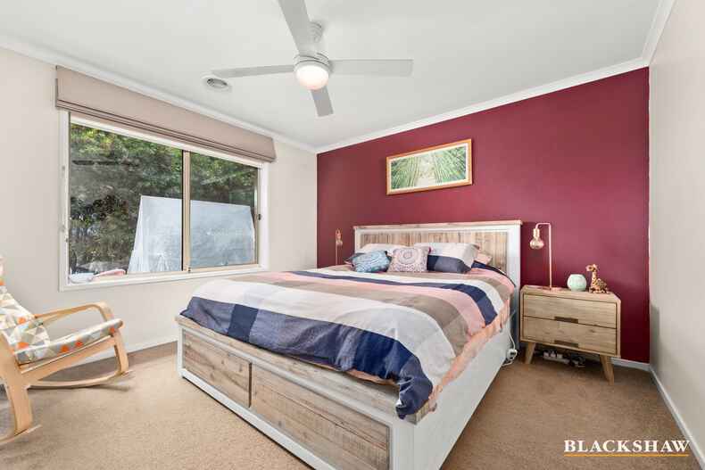 1 Proust Place Macgregor 1 Proust Place Macgregor