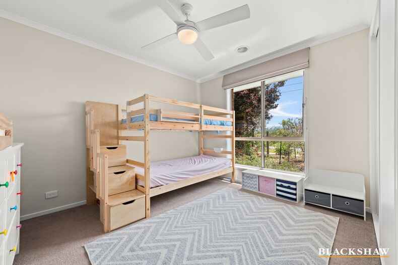 1 Proust Place Macgregor 1 Proust Place Macgregor