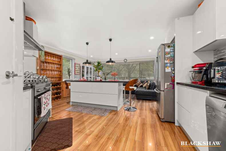 345 Bugden Avenue Fadden