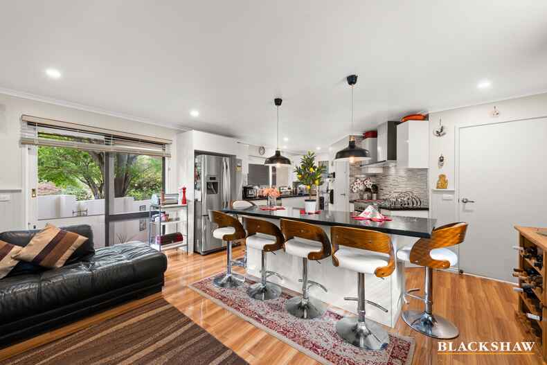 345 Bugden Avenue Fadden