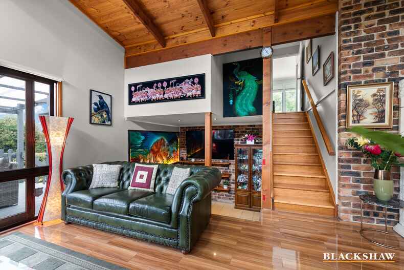 345 Bugden Avenue Fadden