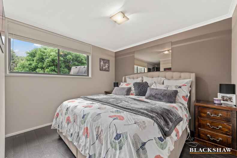 345 Bugden Avenue Fadden