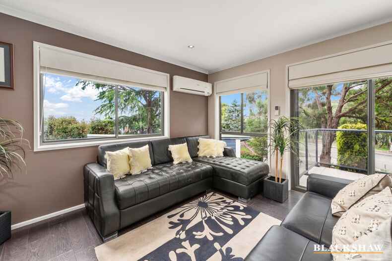 345 Bugden Avenue Fadden