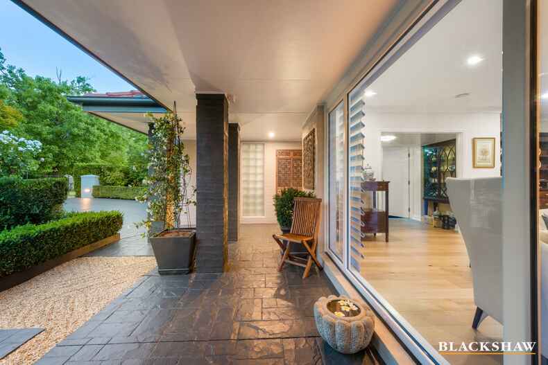 11 MacDonnell Street Yarralumla