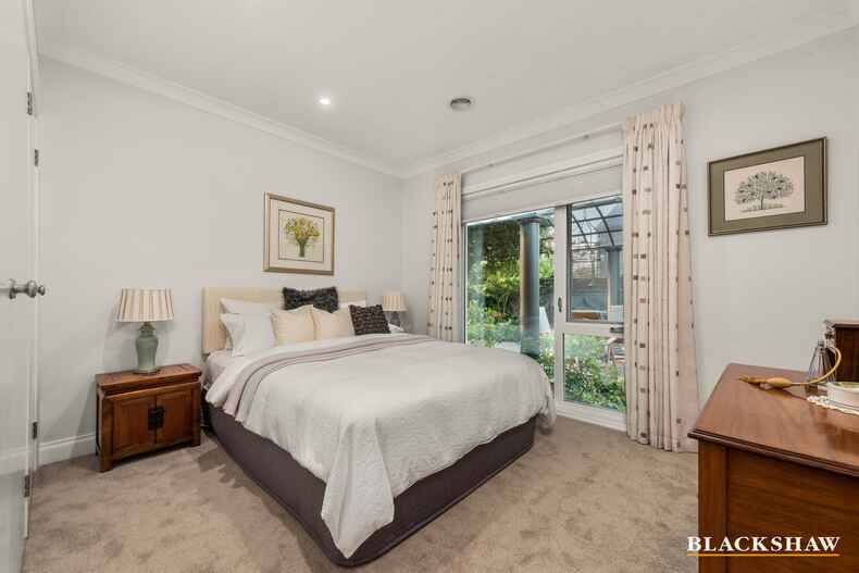 11 MacDonnell Street Yarralumla