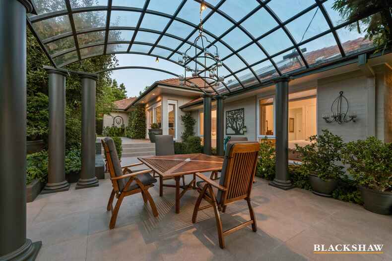 11 MacDonnell Street Yarralumla