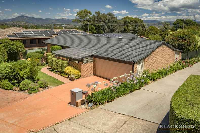 3 Free Place Fadden 3 Free Place Fadden