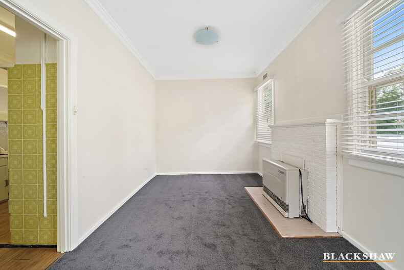 30 Hirst Avenue Queanbeyan