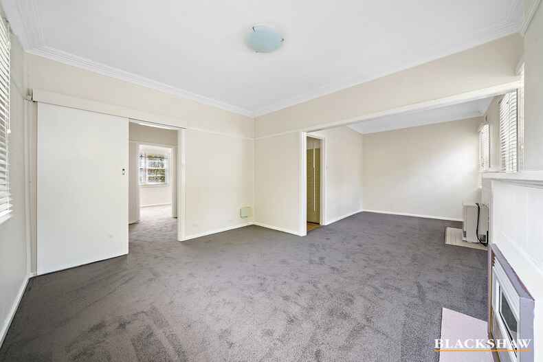 30 Hirst Avenue Queanbeyan