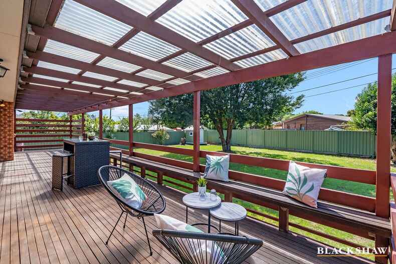 46 Smalley Circuit Giralang