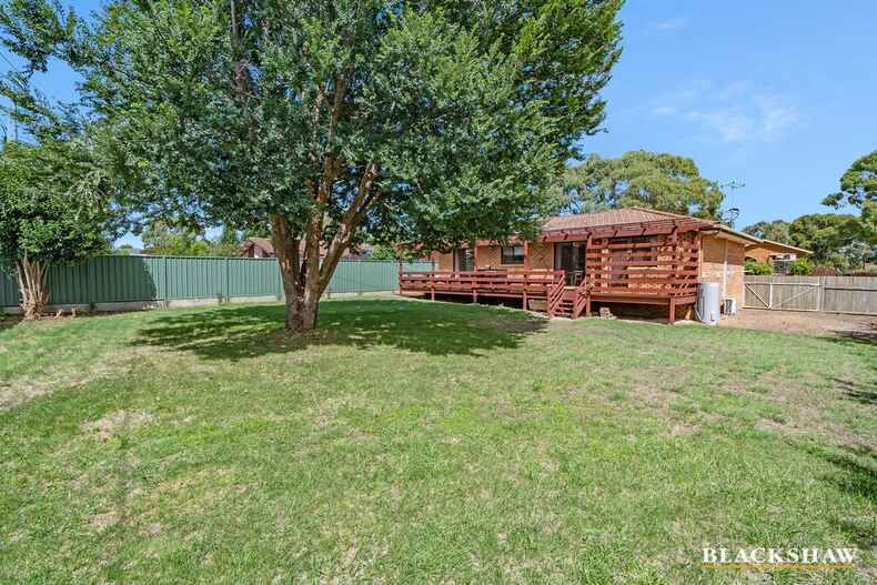 46 Smalley Circuit Giralang