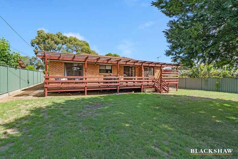 46 Smalley Circuit Giralang