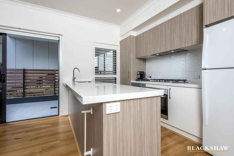 24 John Gorton Drive Coombs 24 John Gorton Drive Coombs