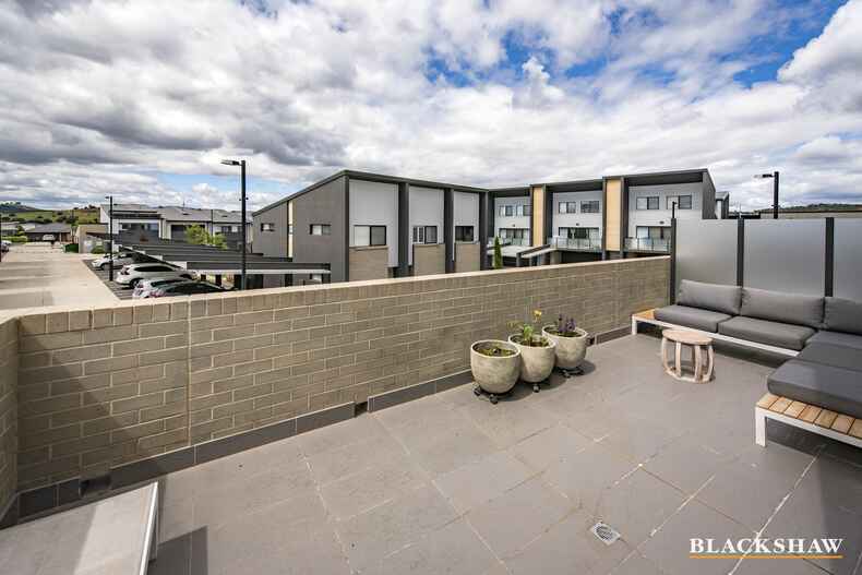 24 John Gorton Drive Coombs 24 John Gorton Drive Coombs