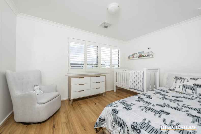 24 John Gorton Drive Coombs 24 John Gorton Drive Coombs