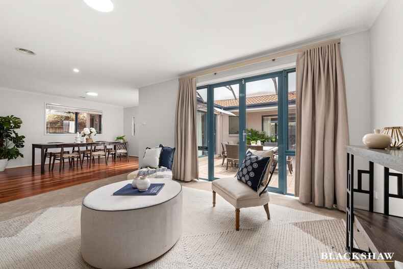 2/1 Bibb Place Greenway 2/1 Bibb Place Greenway