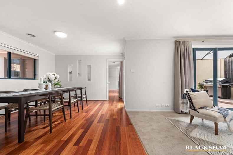 2/1 Bibb Place Greenway 2/1 Bibb Place Greenway