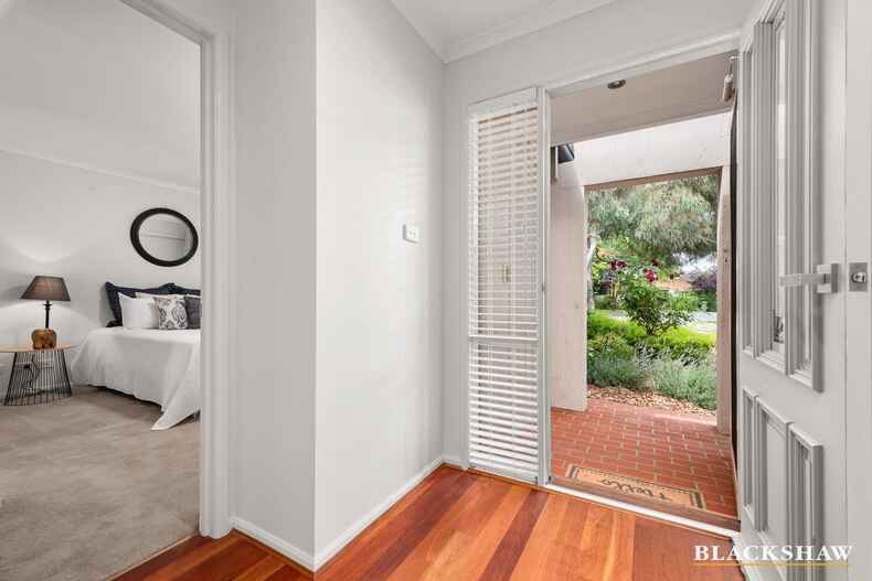 2/1 Bibb Place Greenway 2/1 Bibb Place Greenway