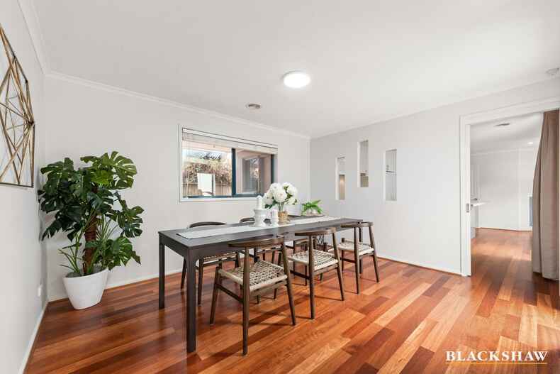 2/1 Bibb Place Greenway 2/1 Bibb Place Greenway