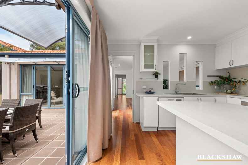 2/1 Bibb Place Greenway 2/1 Bibb Place Greenway