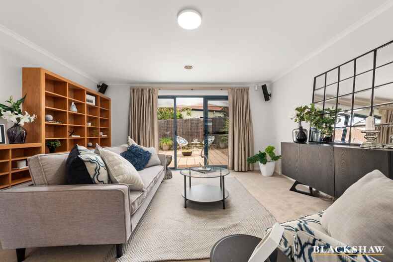 2/1 Bibb Place Greenway 2/1 Bibb Place Greenway