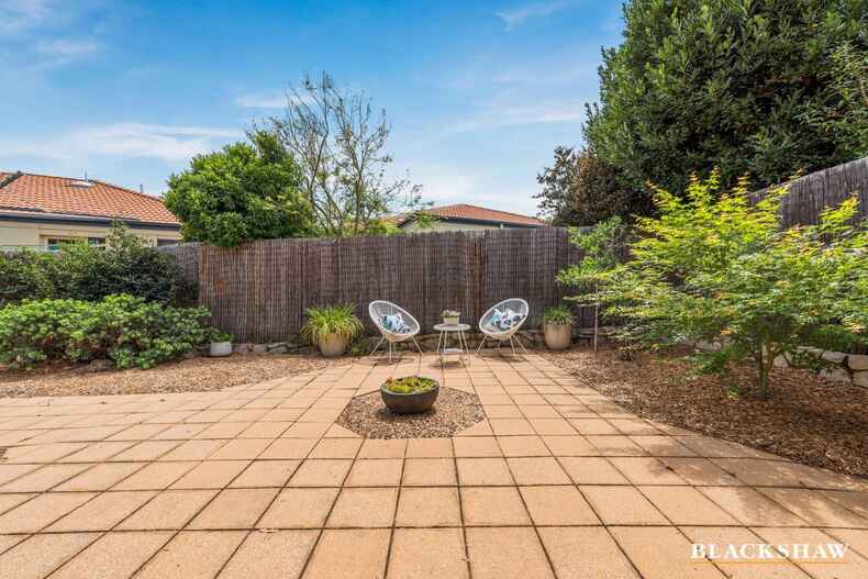 2/1 Bibb Place Greenway 2/1 Bibb Place Greenway