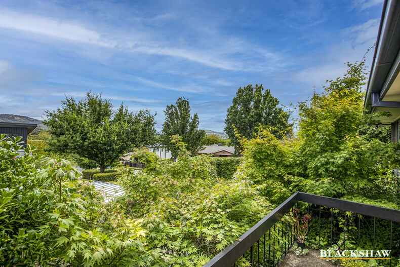 63 Buvelot Street Weston 63 Buvelot Street Weston