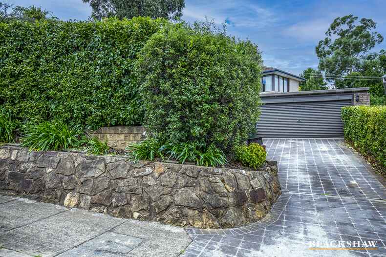 63 Buvelot Street Weston 63 Buvelot Street Weston