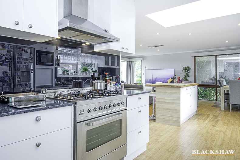 63 Buvelot Street Weston 63 Buvelot Street Weston