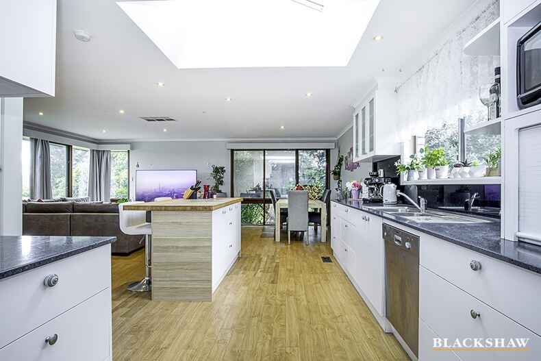 63 Buvelot Street Weston 63 Buvelot Street Weston